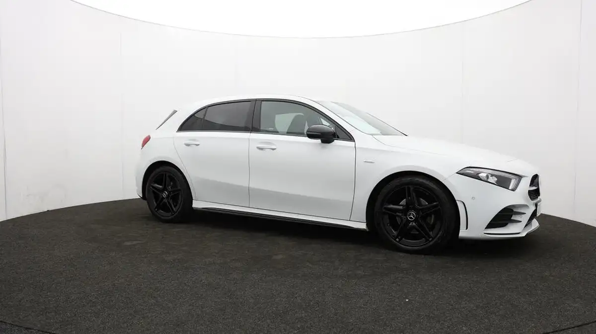 2022-mercedes-benz-a-class-13-a180-amg-line-executive-edition-hatchback-5d-7g-dct-big-40