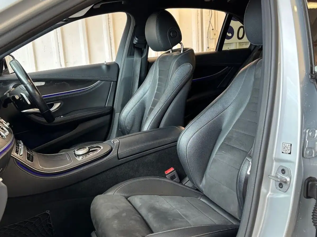 2018-mercedes-benz-e-class-20-e200-amg-line-ss-saloon-4d-big-34