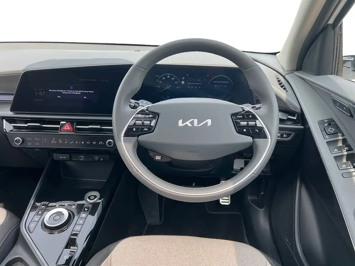 2025-kia-niro-ev-e-4-big-11