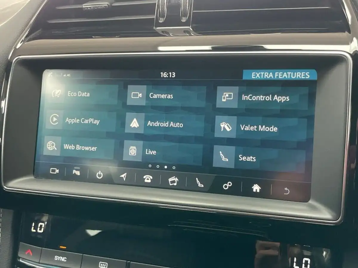 2019-jaguar-f-pace-20-i4d-r-sport-180ps-auto-big-40
