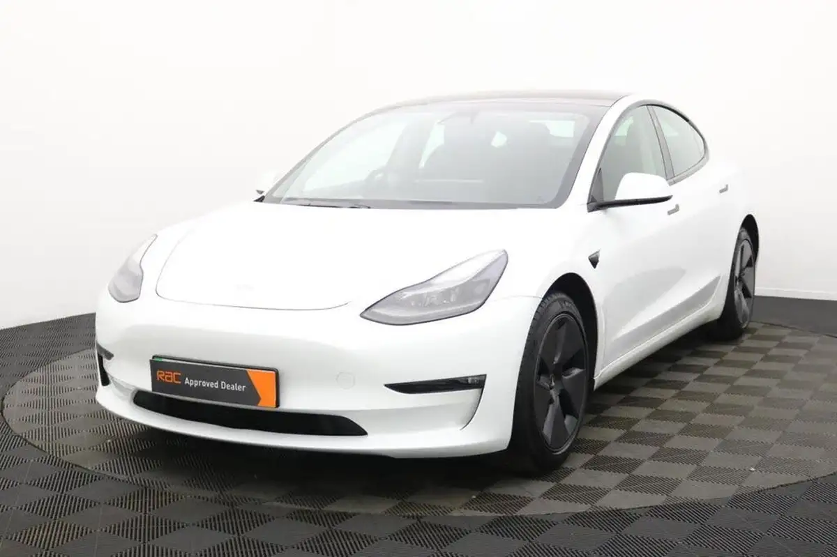 2021-tesla-model-3-e-long-range-4x4-big-8