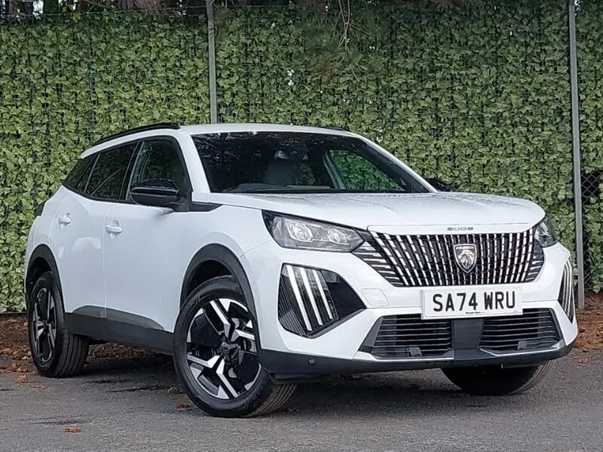 2024-peugeot-2008-suv-12-puretech-allure-130ps-eat8-big-0