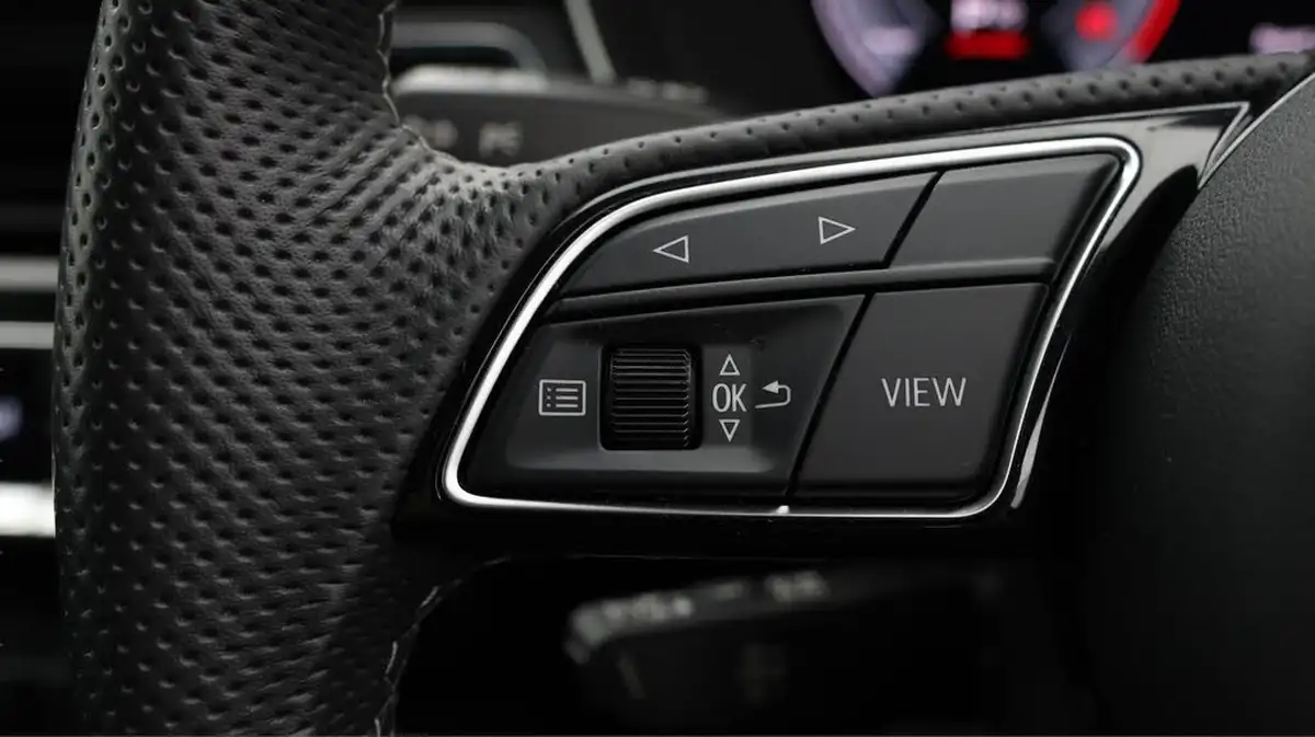 2023-audi-a4-avant-20-35-tdi-black-edition-big-38