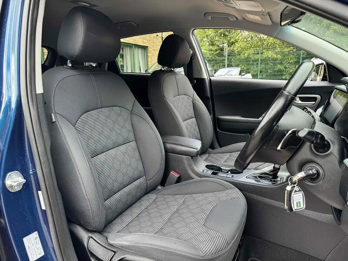 2022-kia-niro-16-gdi-2-139bhp-156kwh-big-1