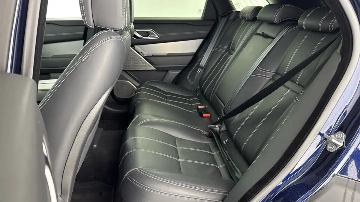 2022-land-rover-range-rover-velar-20-p400e-r-dynamic-hse-big-13
