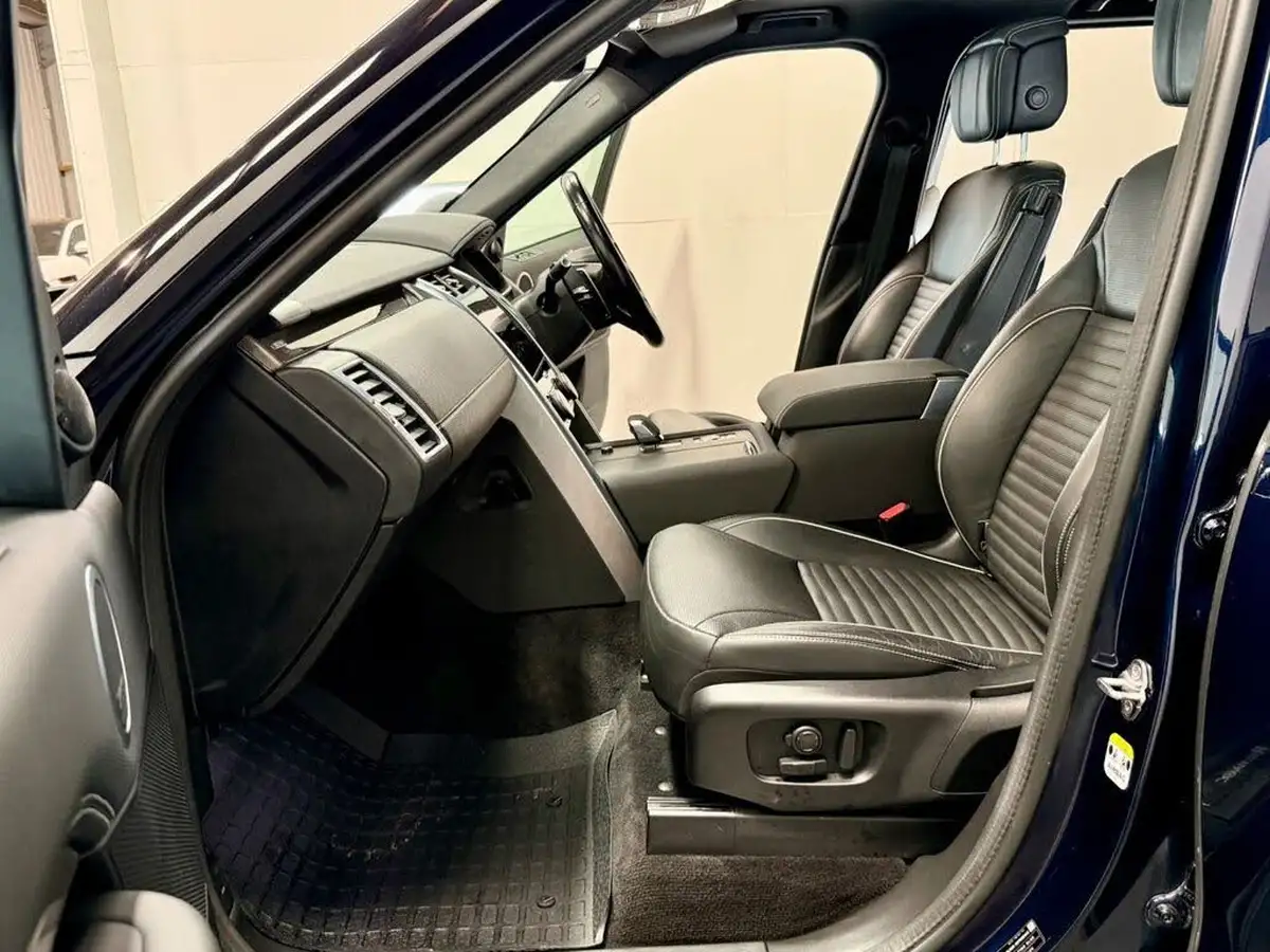 2022-land-rover-discovery-30-d300-metropolitan-edition-big-29