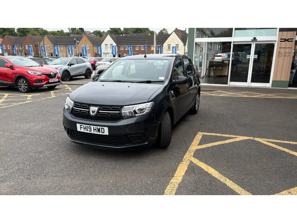 2019-dacia-sandero-10-sce-essential-big-38