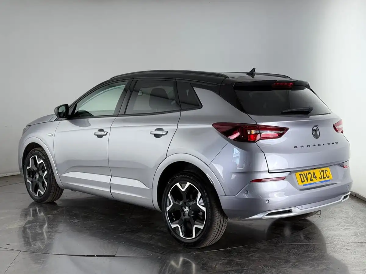 2024-vauxhall-grandland-12-ultimate-130ps-auto-big-4