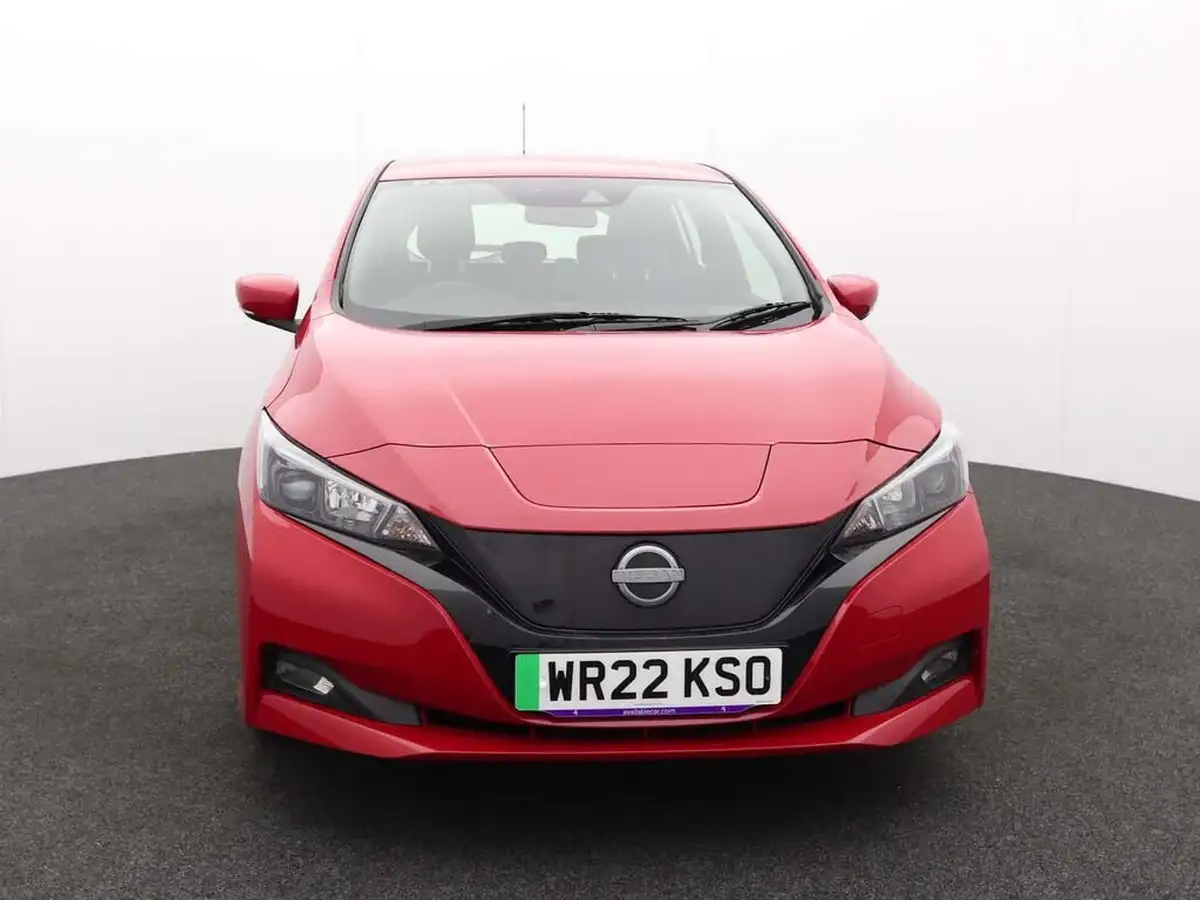 2022-nissan-leaf-e-acenta-39kwh-big-1