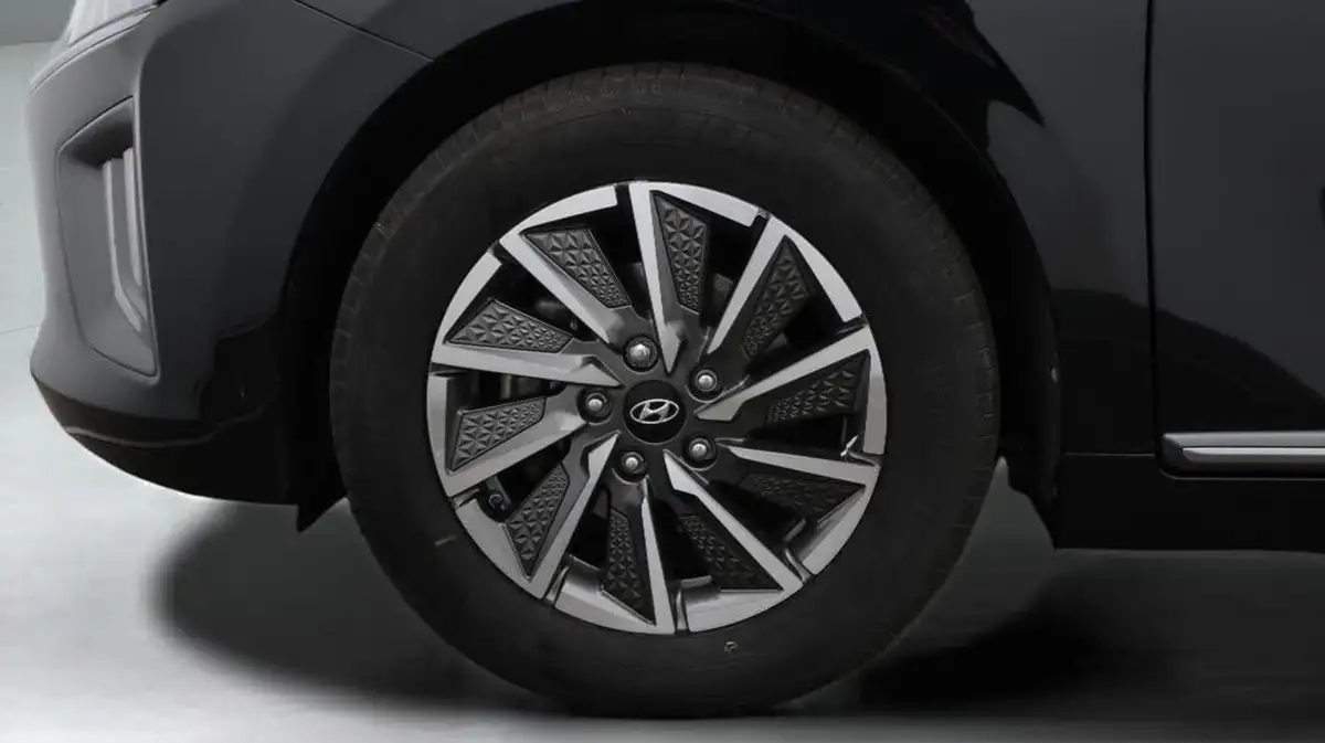 2021-hyundai-ioniq-e-premium-se-electric-100kw-big-18