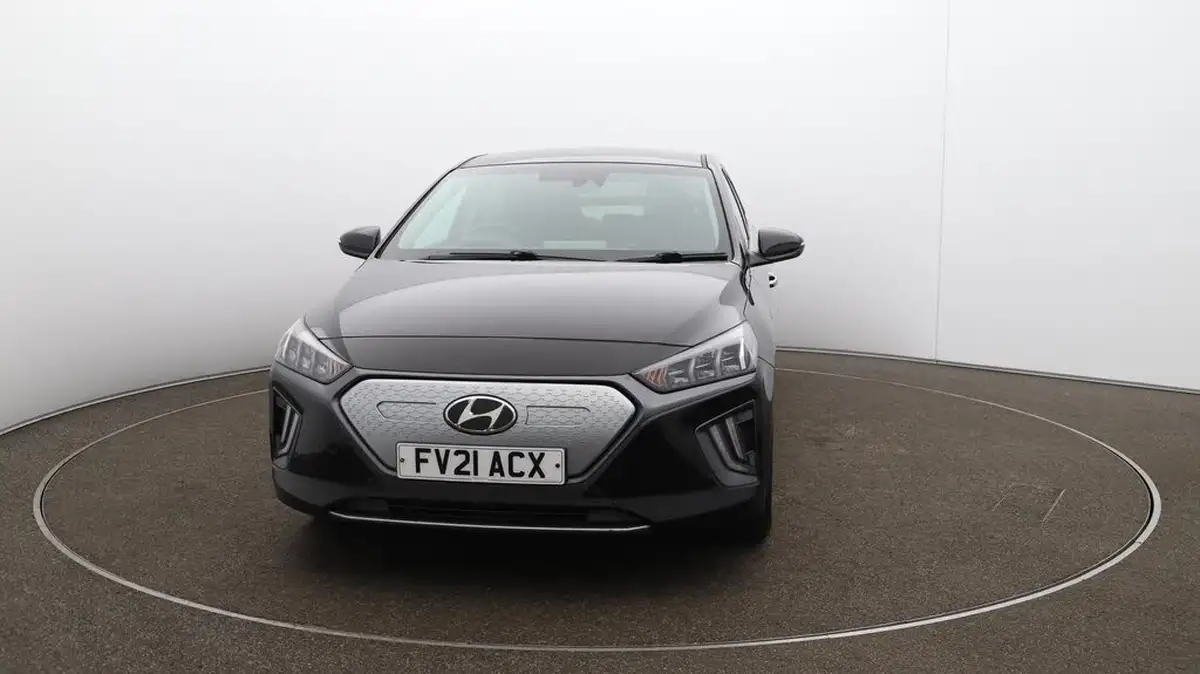 2021-hyundai-ioniq-e-premium-se-electric-100kw-big-34
