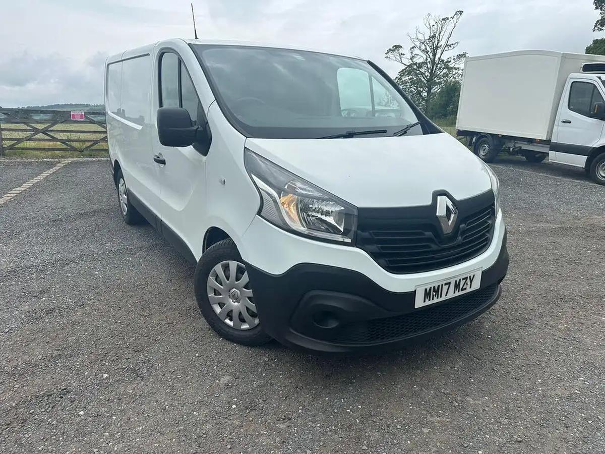2017-renault-trafic-16dci-sl29-120-business-e6-panel-big-1