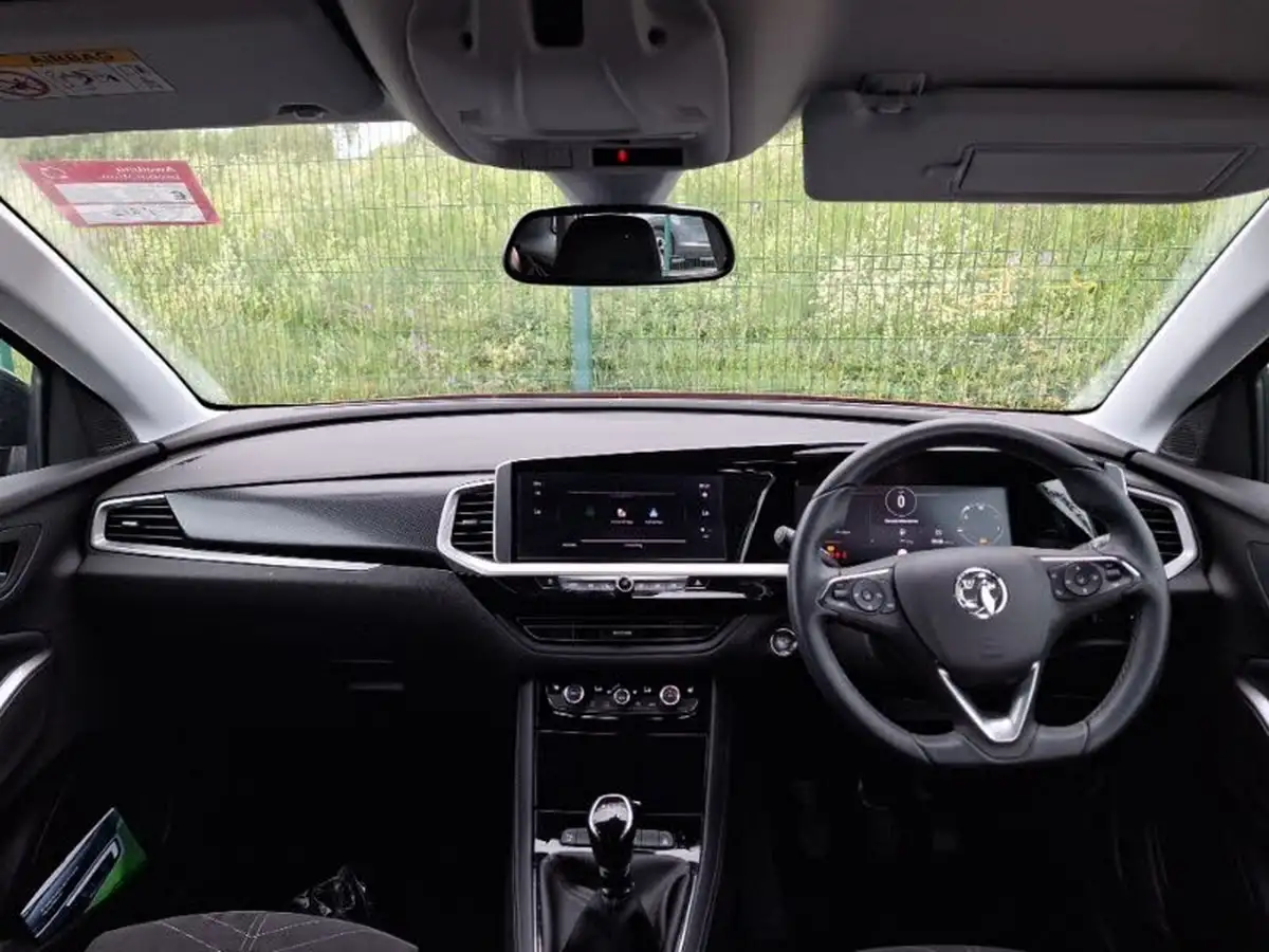 2023-vauxhall-grandland-12-ultimate-130ps-big-2
