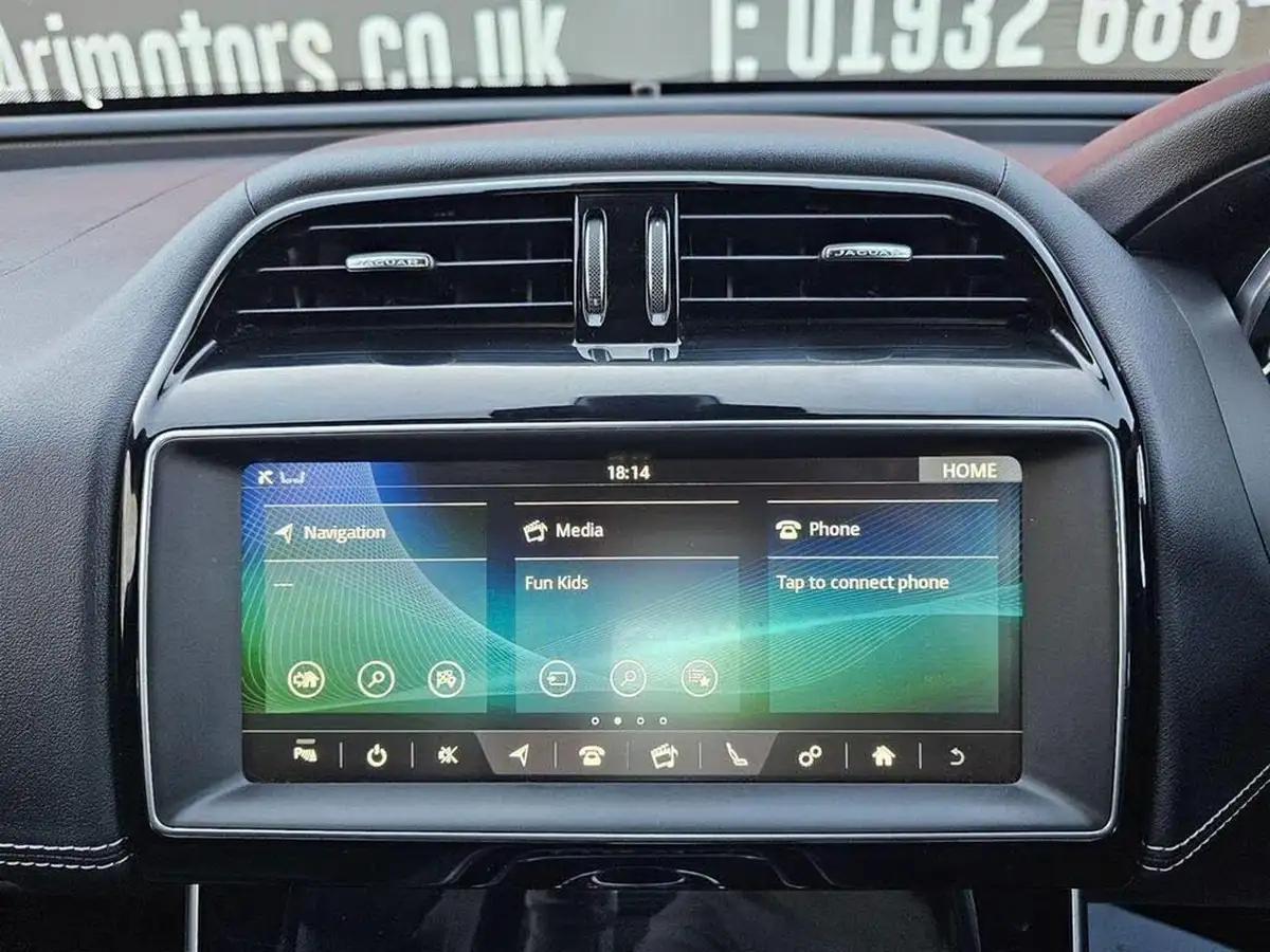 2018-jaguar-xe-20i-r-sport-200ps-1997cc-big-37