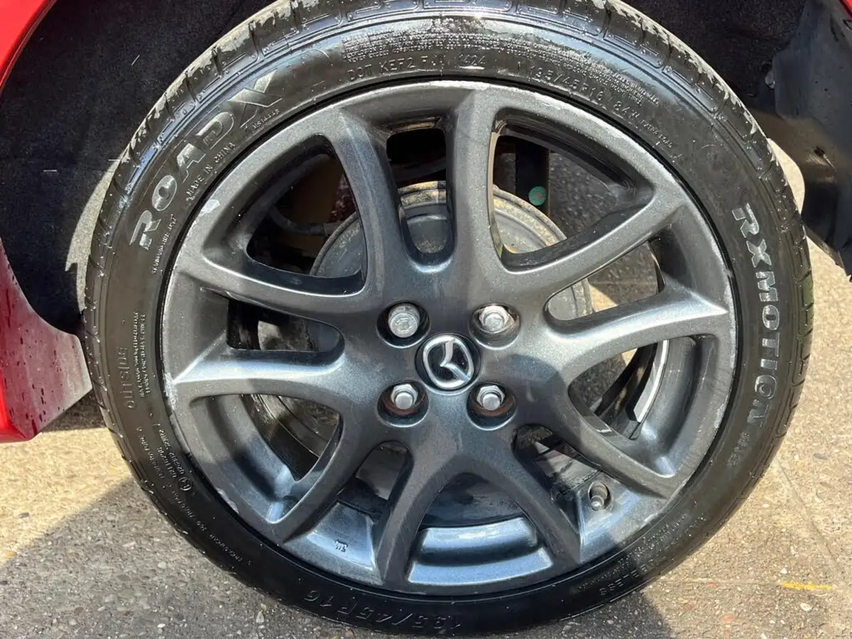 2013-mazda-mazda2-13-venture-big-52