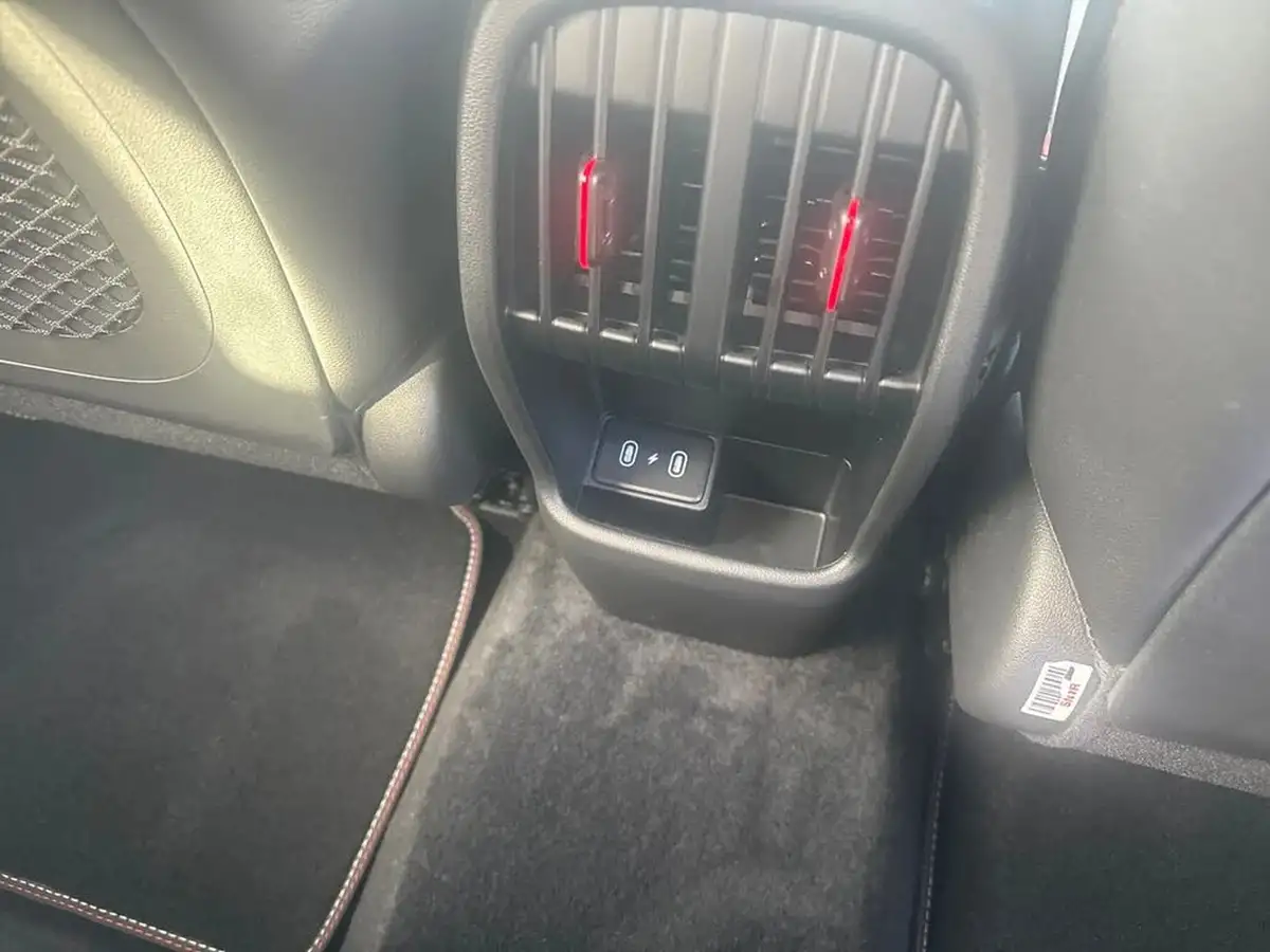 2025-hyundai-kona-big-17