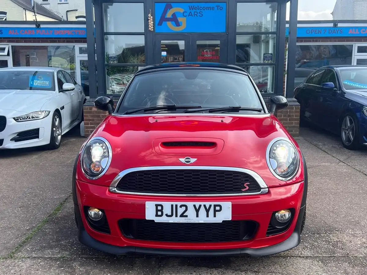 2012-mini-cooper-16-cooper-s-avenue-coupe-3d-big-5
