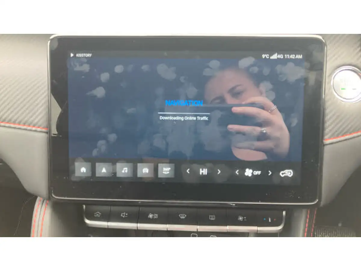 2025-mg-zs-suv-e-trophy-connect-ev-176ps-big-28