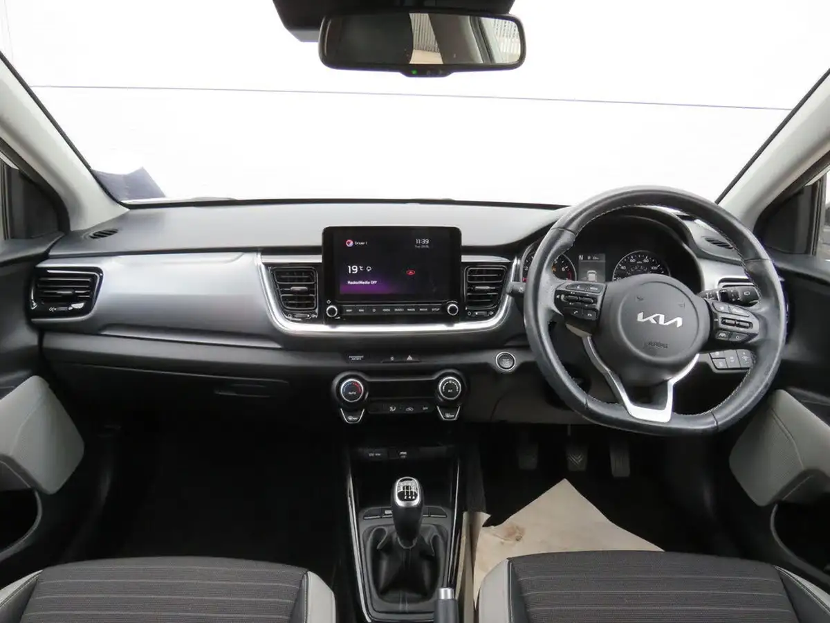 2022-kia-stonic-10-t-gdi-connect-big-10