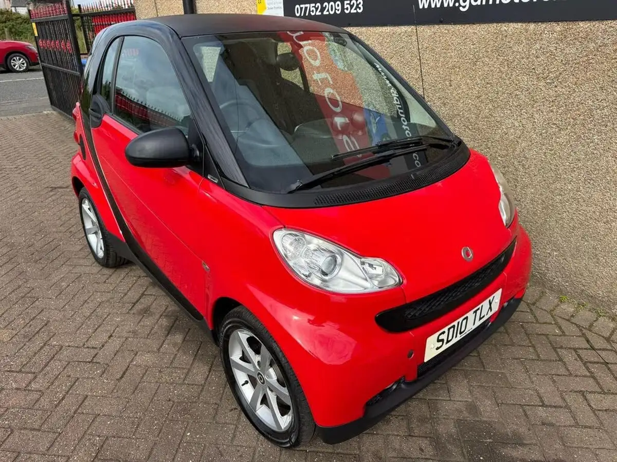 2010-smart-fortwo-10-pulse-71bhp-coupe-big-11