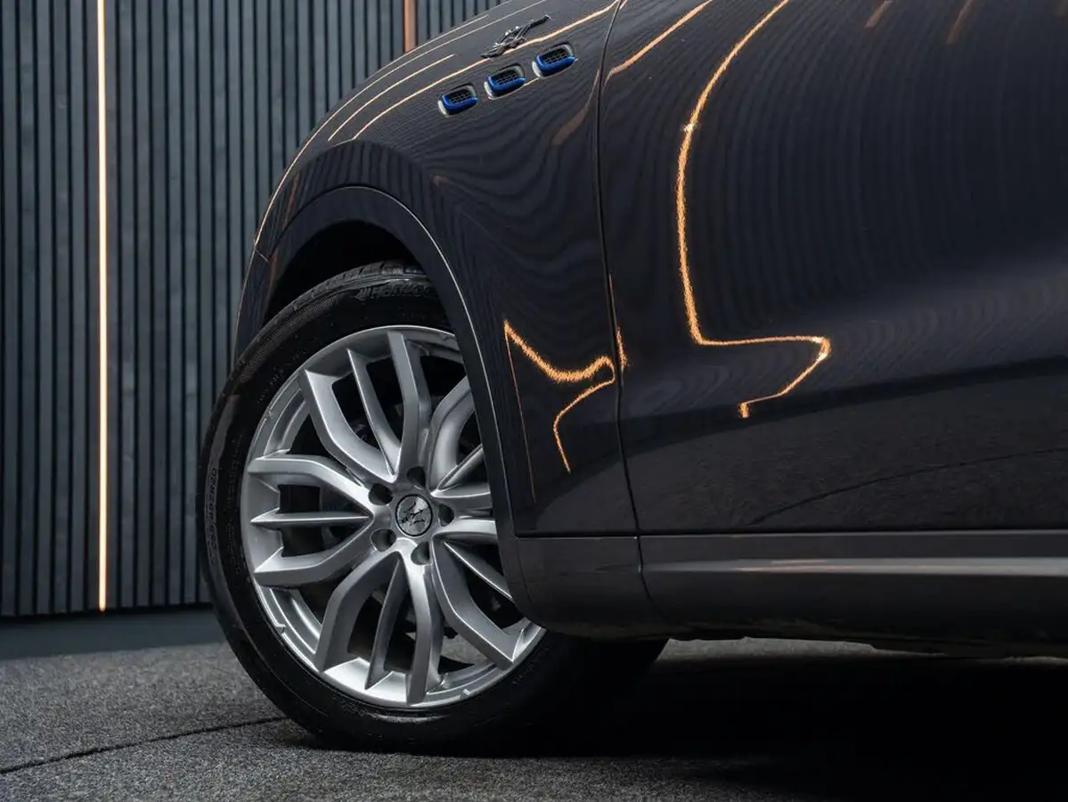 2022-maserati-levante-20-gt-big-10