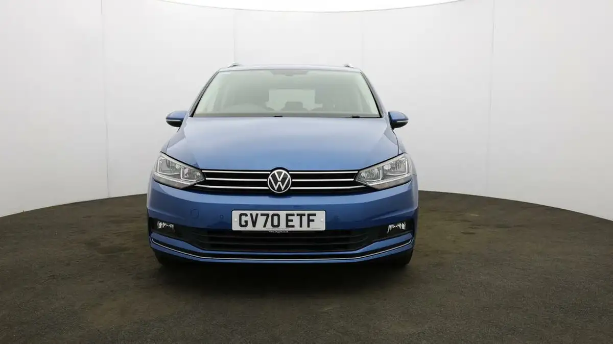 2021-volkswagen-touran-15-tsi-sel-dsg-big-36