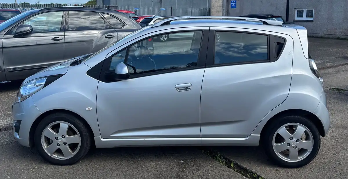 2012-chevrolet-spark-12-ls-big-3