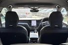 2025-volvo-xc60-20-b5-plus-black-edition-small-20