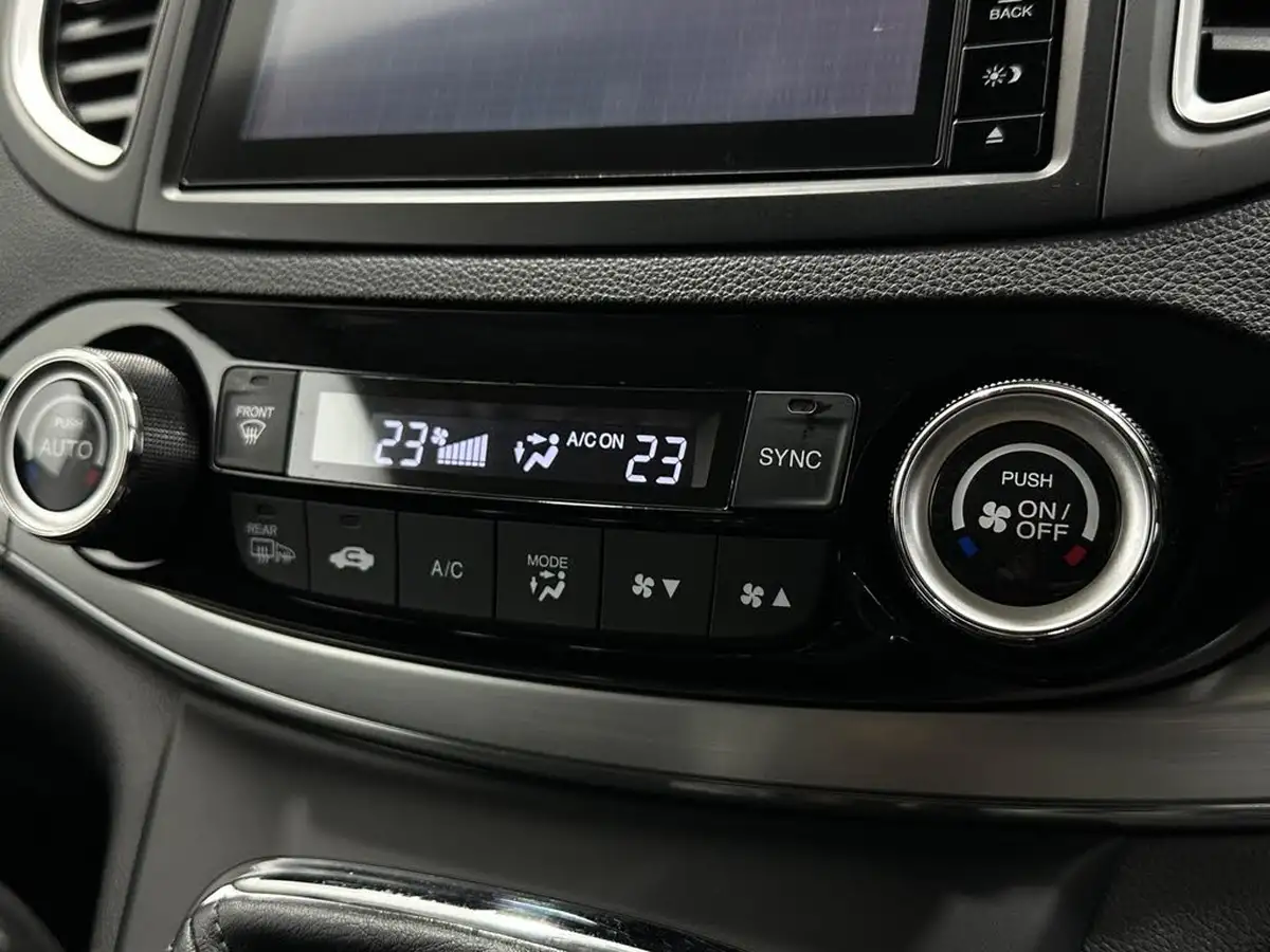 2016-honda-cr-v-16-i-dtec-se-honda-connect-with-navi-dasp-120ps-big-19