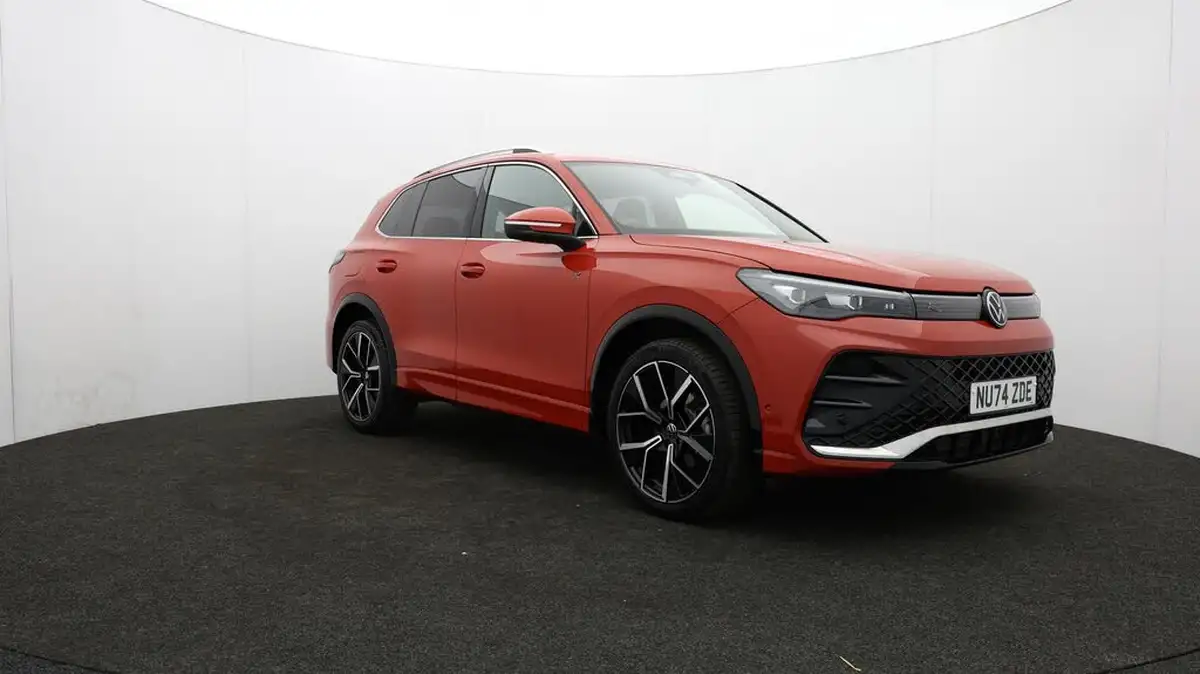 2024-volkswagen-tiguan-15-etsi-r-line-big-53