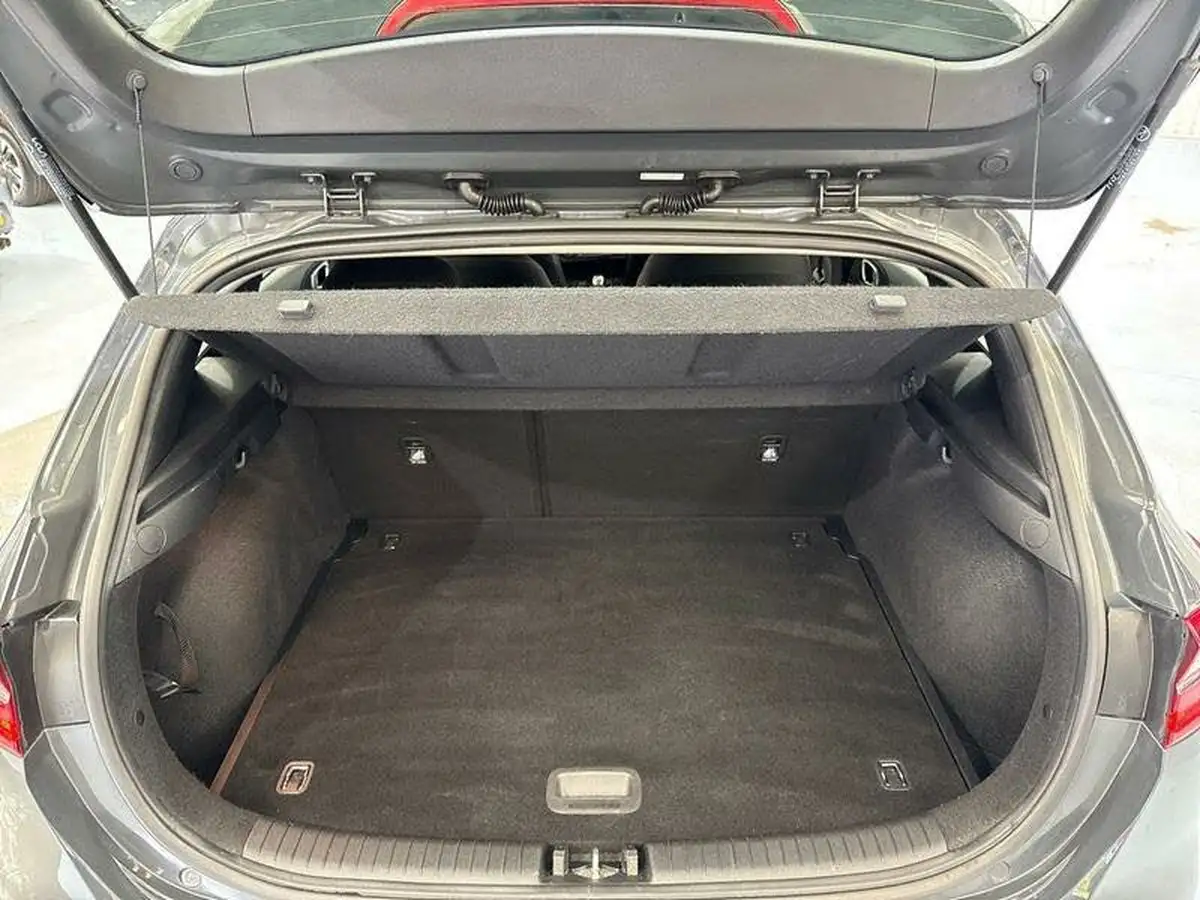 2023-kia-ceed-15-t-gdi-2-158bhp-non-adap-hatchback-big-8