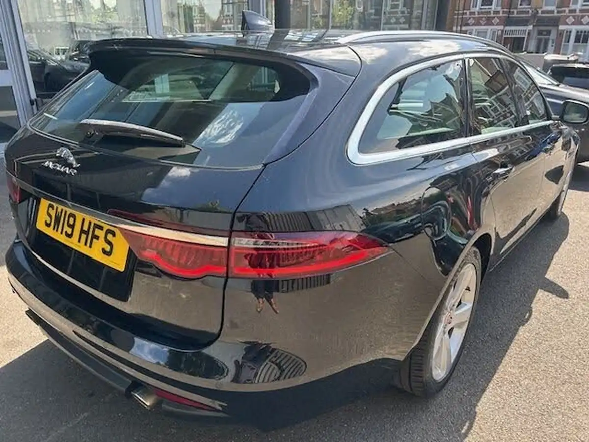 2019-jaguar-xf-20i-portfolio-249ps-ss-sportbrake-5d-big-7