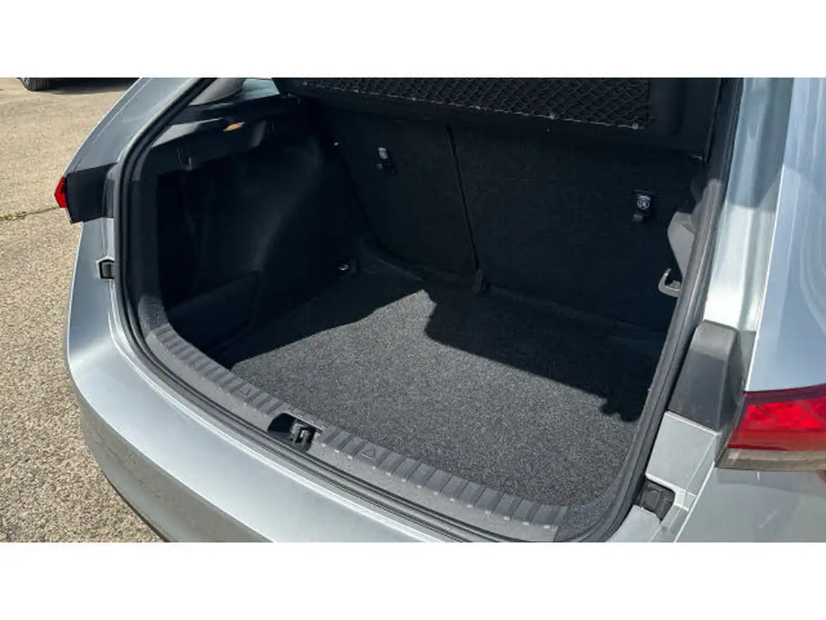 2024-skoda-scala-10-tsi-se-116ps-big-40