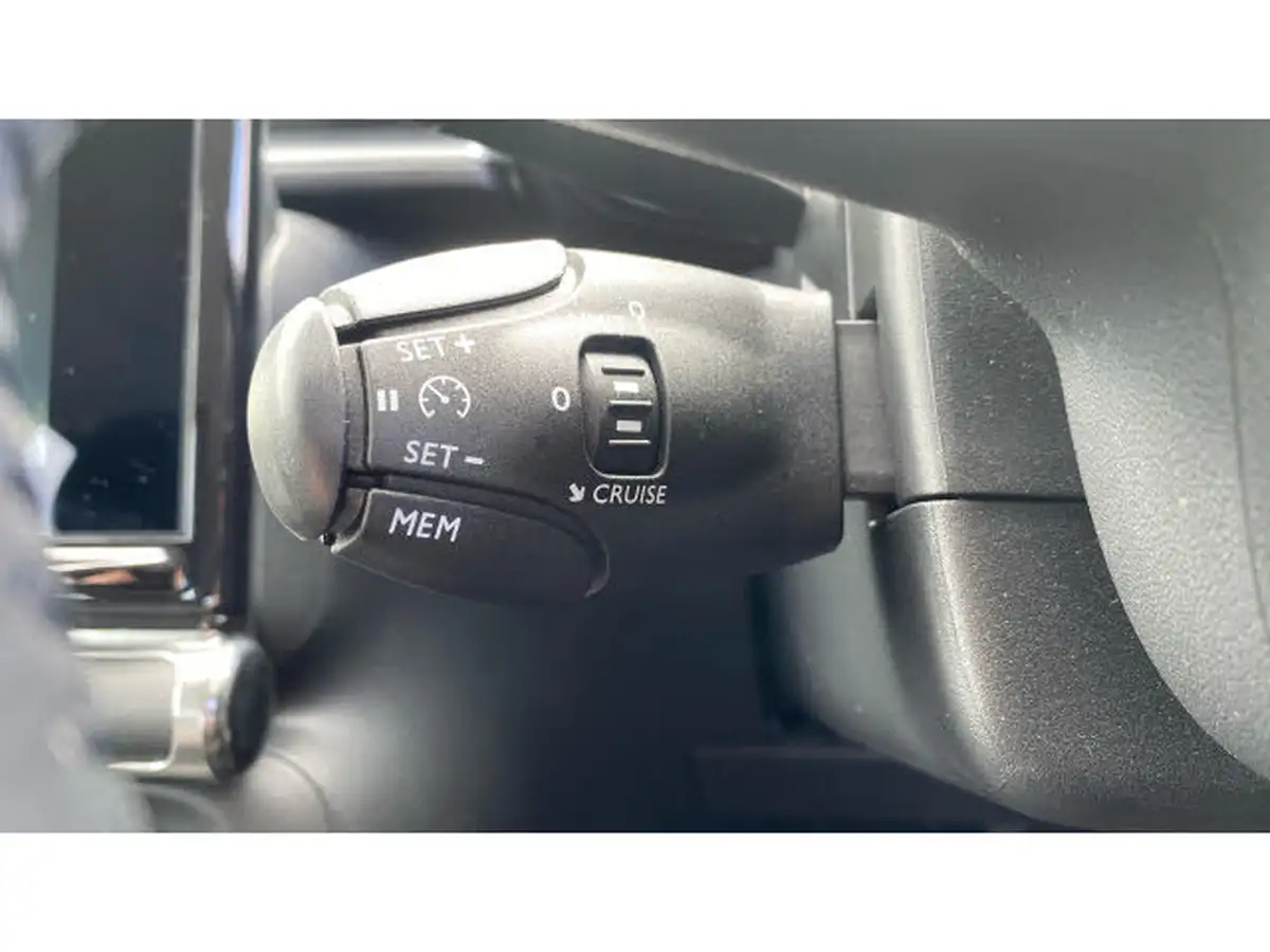 2021-citroen-c3-12-puretech-shine-83ps-big-23