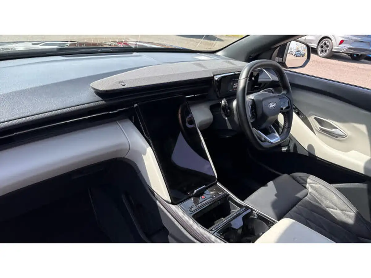2024-ford-explorer-e-premium-286ps-77kwh-big-8