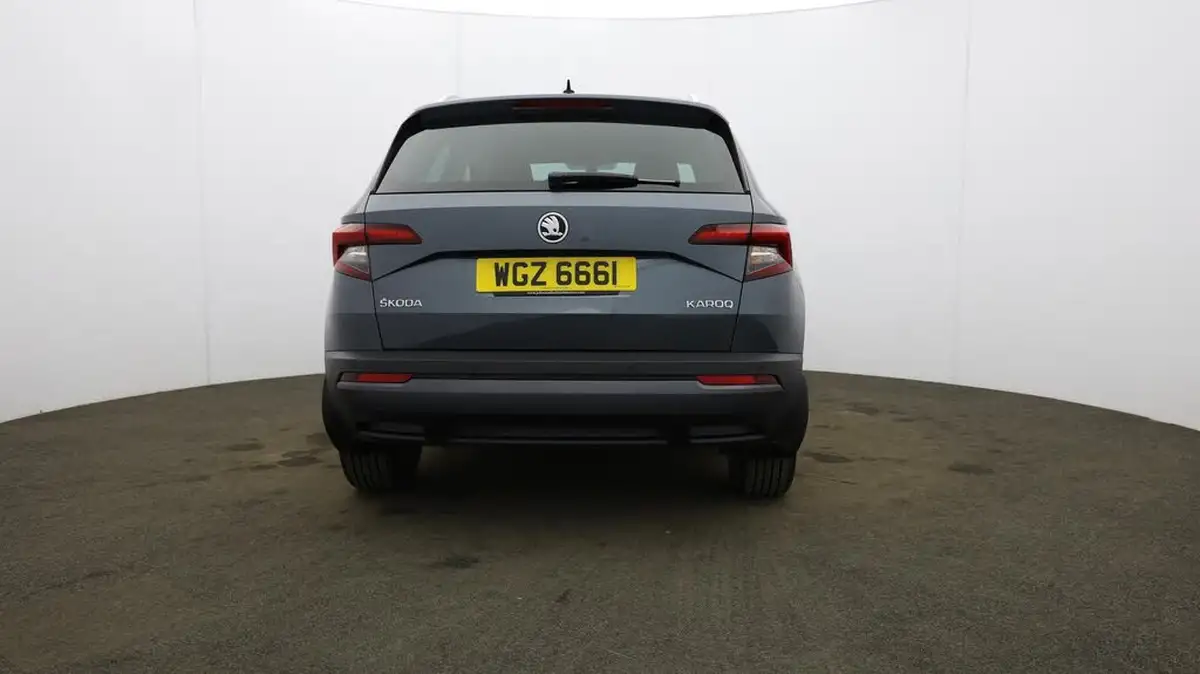 2019-skoda-karoq-15-tsi-se-l-dsg-big-65