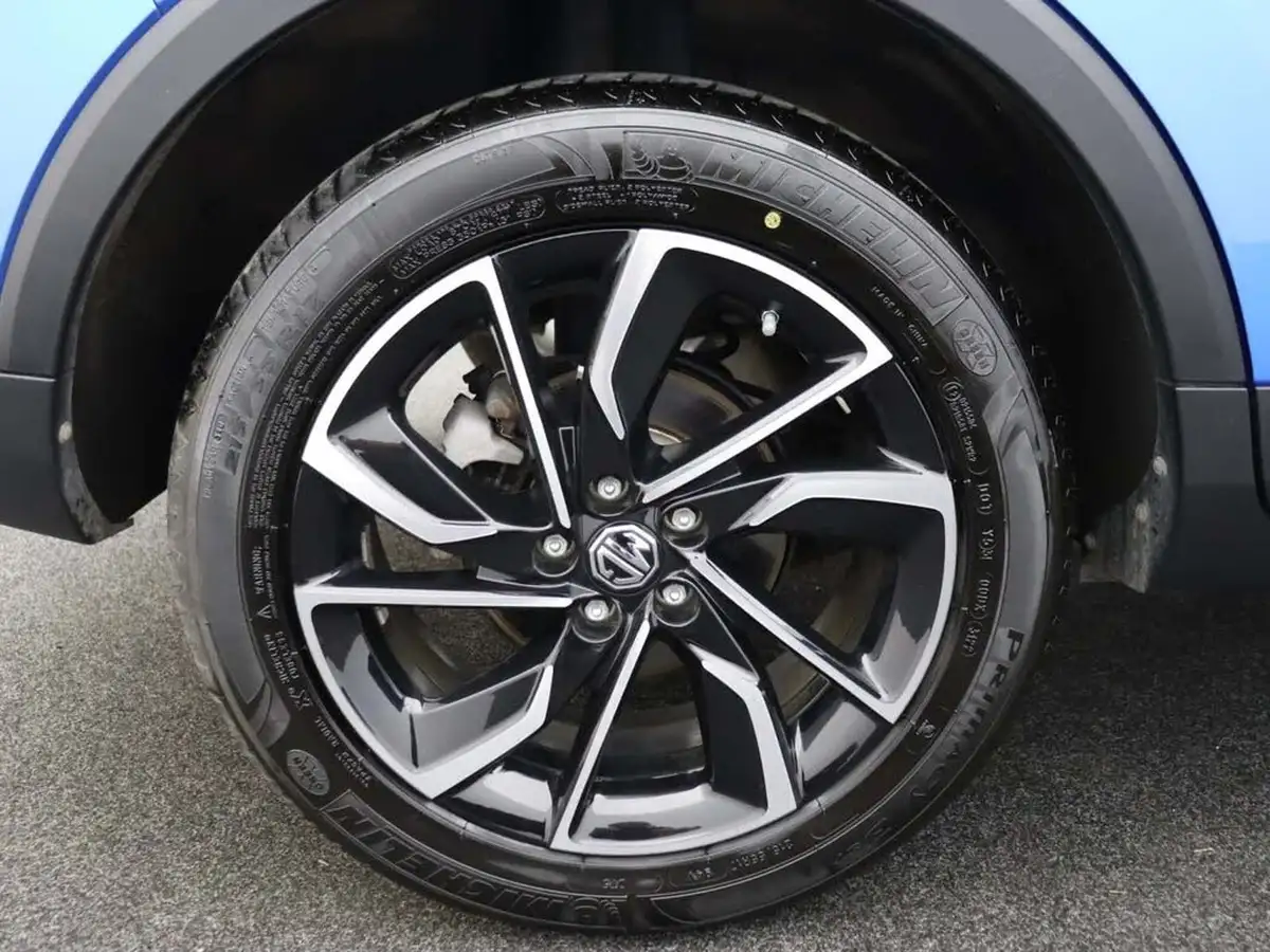 2022-mg-zs-suv-15-vti-tech-exclusive-big-12