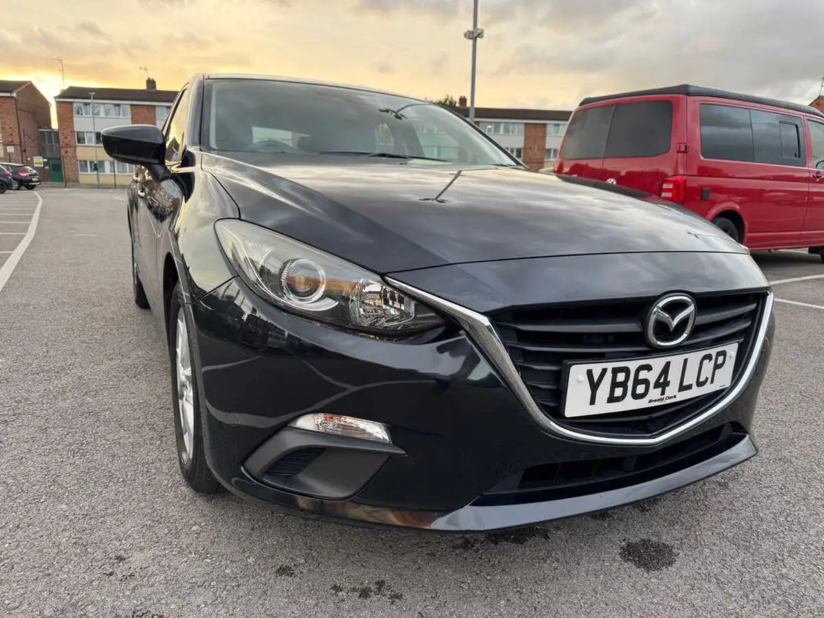 2015-mazda-mazda3-20-se-hatchback-5d-big-1
