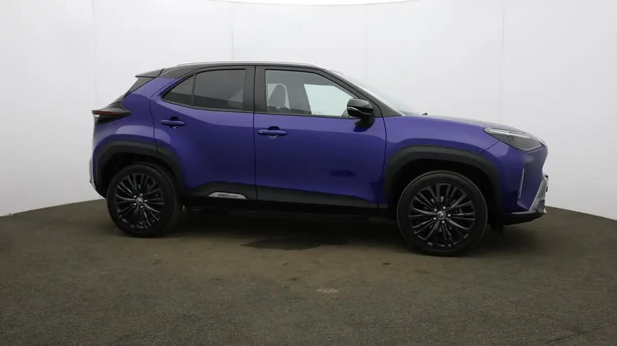 2022-toyota-yaris-cross-15-vvt-i-dynamic-big-48