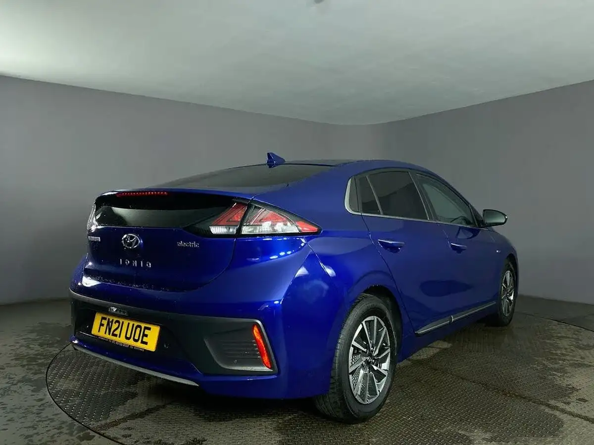 2021-hyundai-ioniq-e-premium-se-electric-100kw-big-7