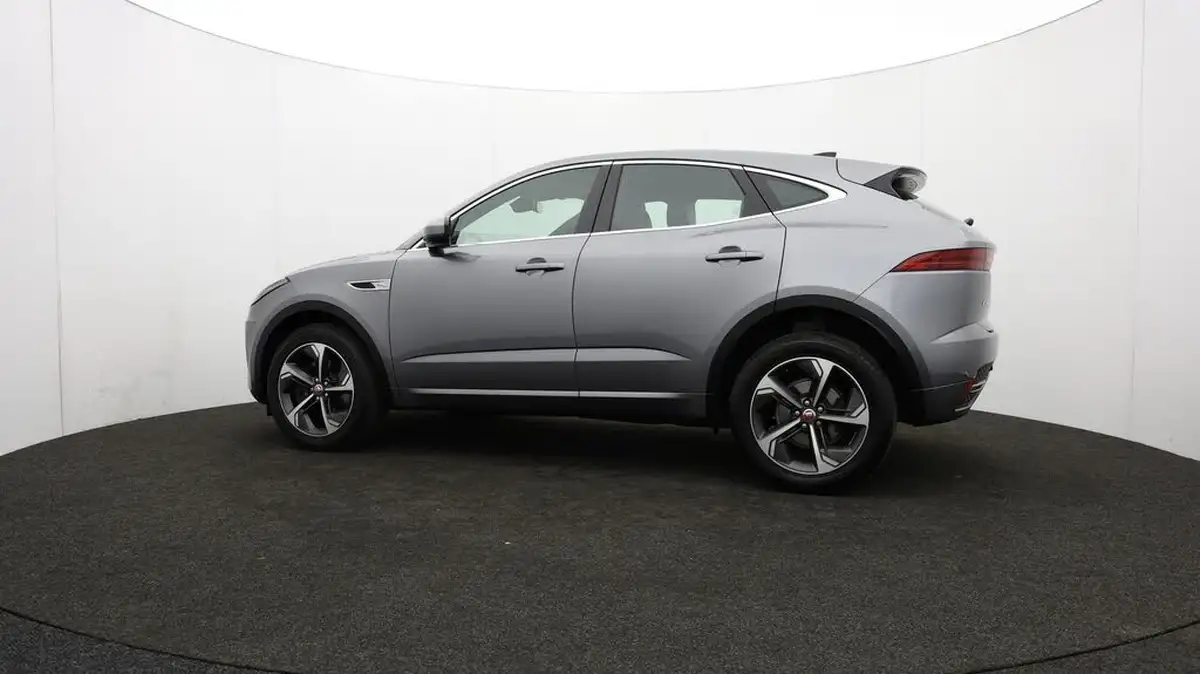 2021-jaguar-e-pace-20-d200-r-dynamic-se-big-76