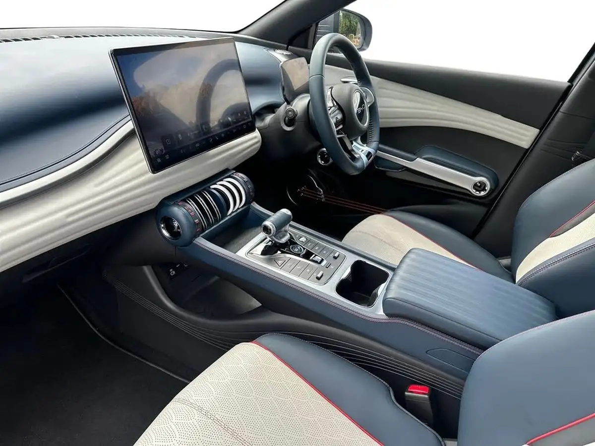 2024-byd-atto-3-e-design-big-10
