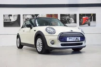 2014 MINI Cooper 1.5 Cooper 3d