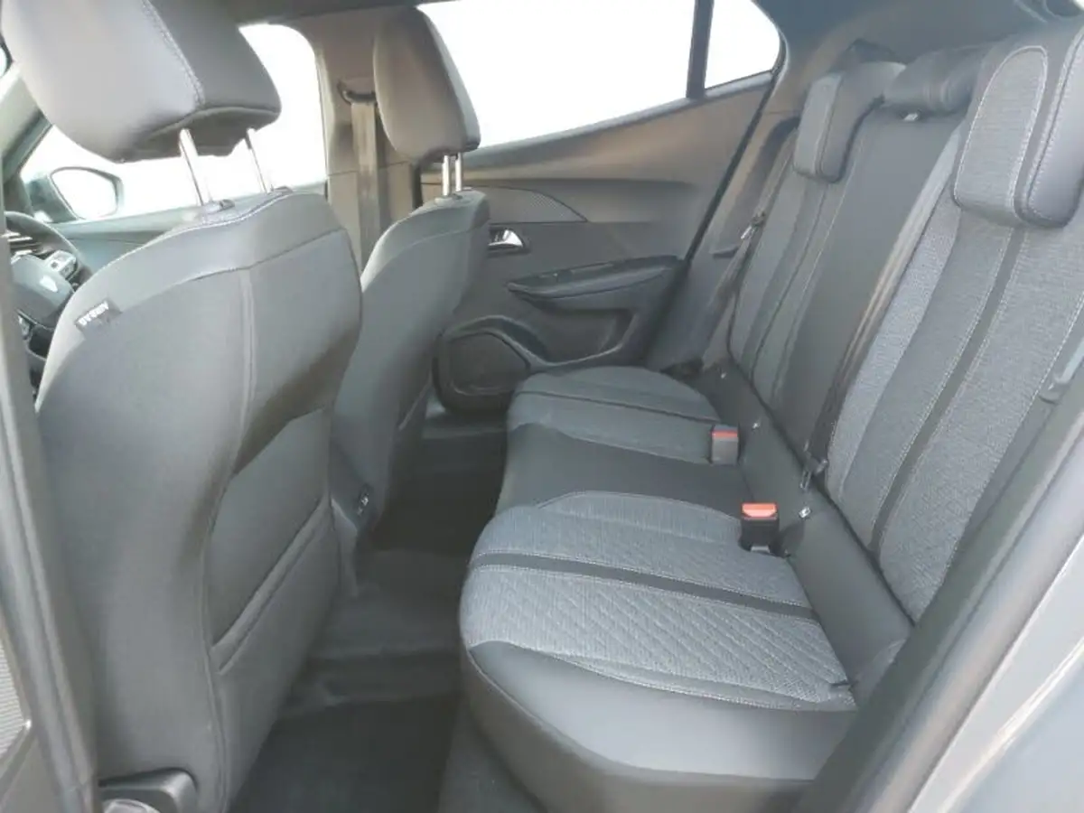 2024-peugeot-2008-suv-12-puretech-allure-130ps-big-5