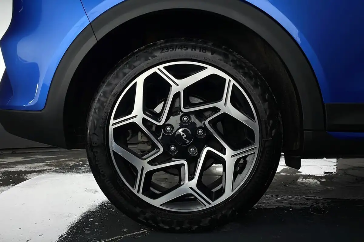 2024-kia-xceed-15-t-gdi-gt-line-138bhp-big-6