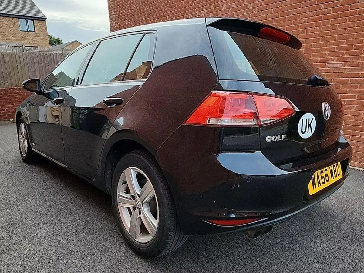 2016-volkswagen-golf-14-tsi-match-edition-hatchback-5d-dsg-big-2