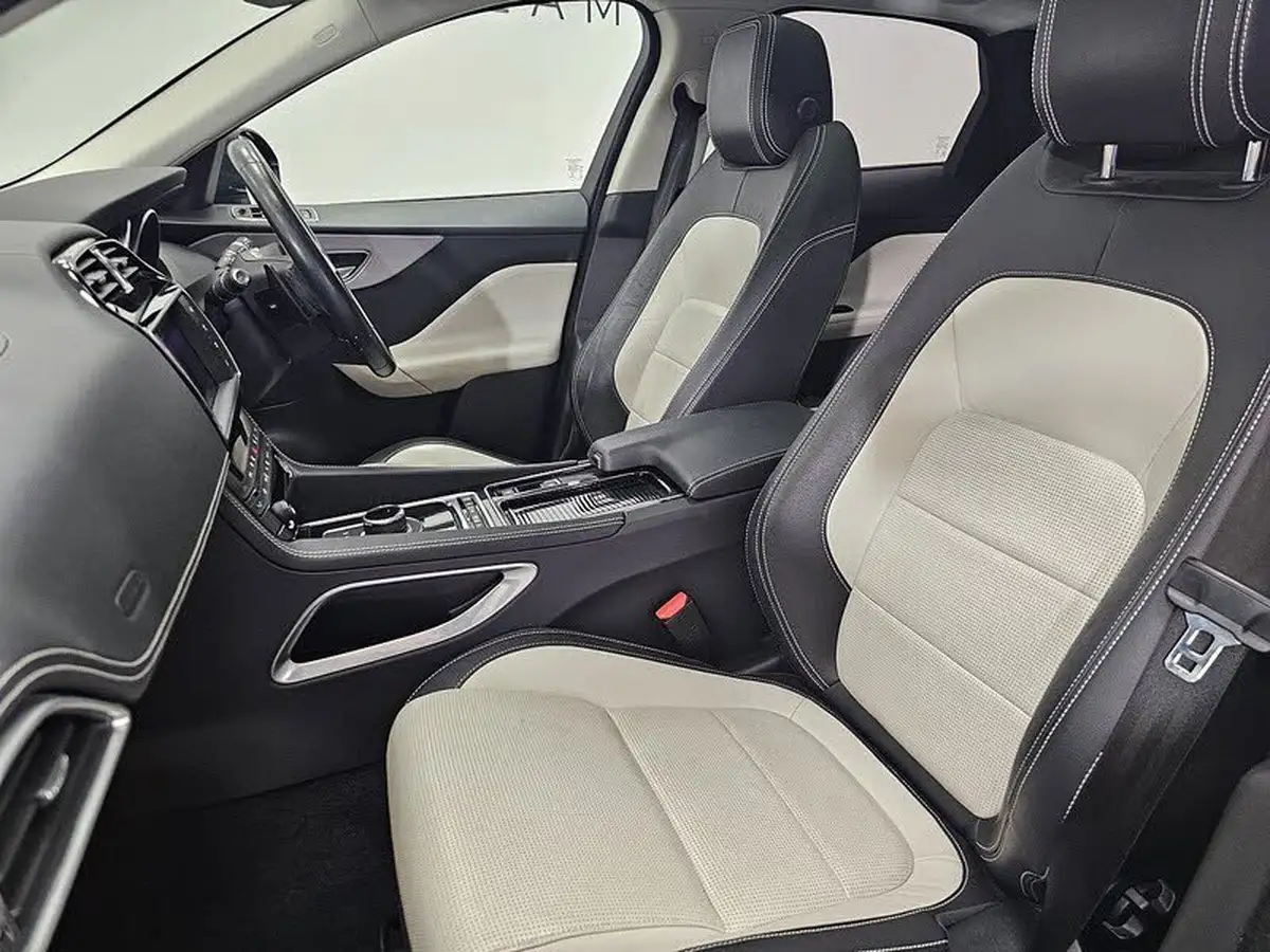2017-jaguar-f-pace-20-i4d-r-sport-180ps-awd-auto-big-2