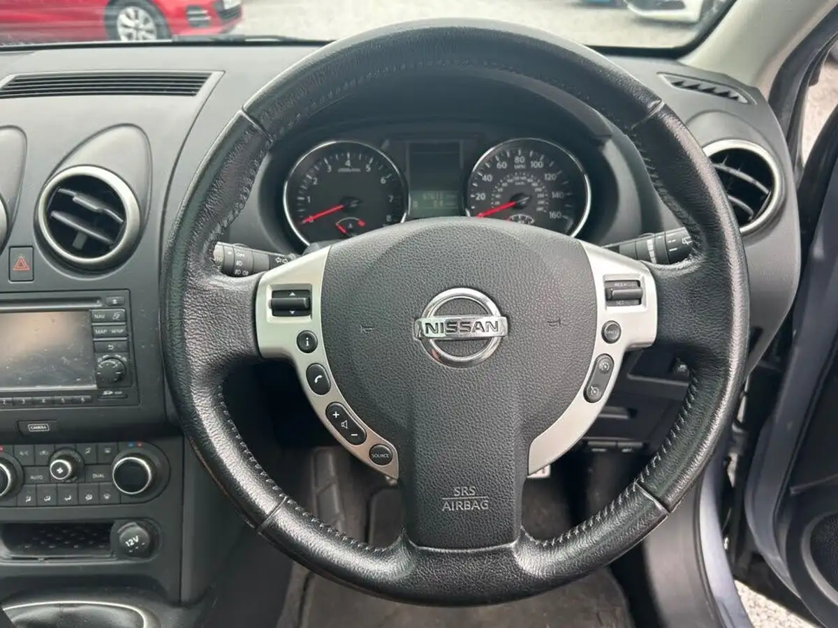 2012-nissan-qashqai-16-n-tec-big-18