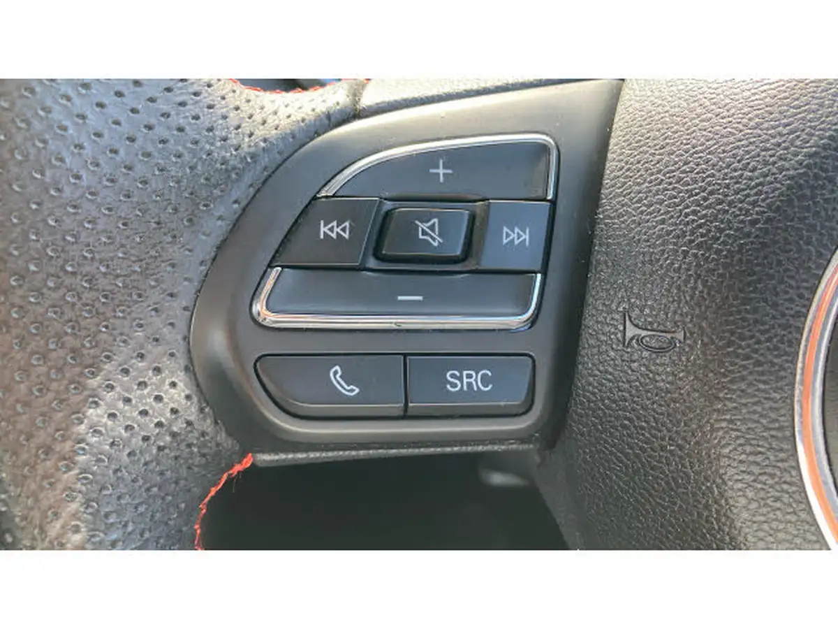 2021-mg-zs-suv-15-vti-tech-exclusive-big-27