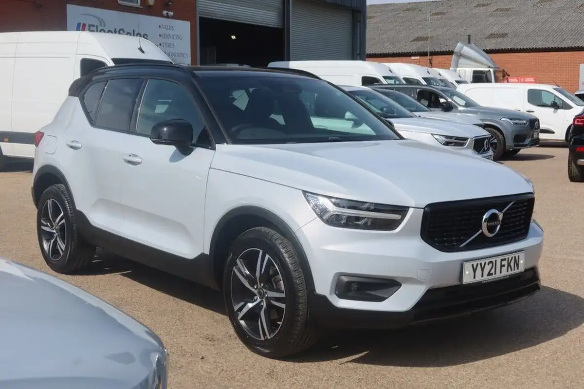 2021-volvo-xc40-15-t3-r-design-161bhp-auto-big-11